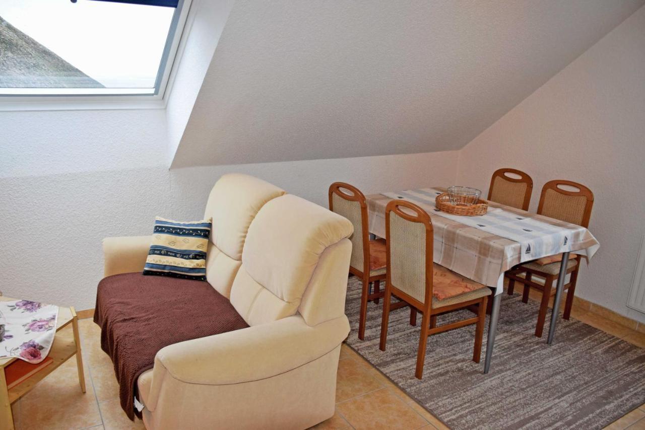 Ferienappartement Petra Kliesow Гагер Стая снимка